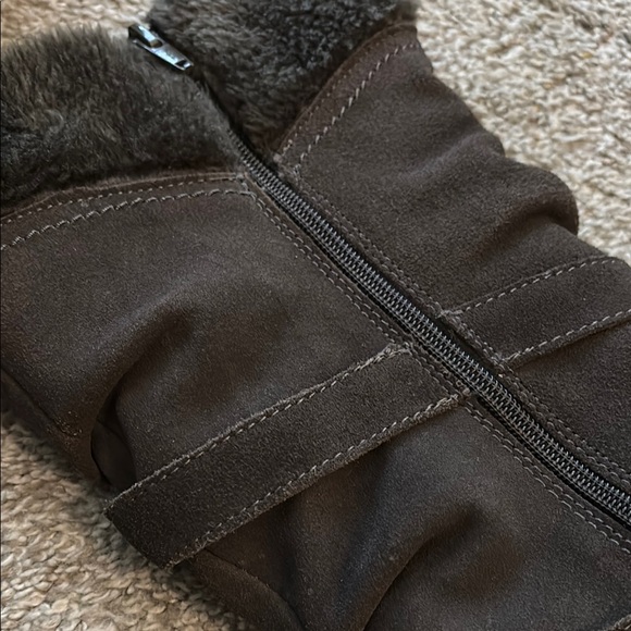 Baretraps Brown Winter Boots with Fur Lining and Buckles size 6.5 - Picture 7 of 8